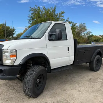 2011 Ford E350 Cutaway