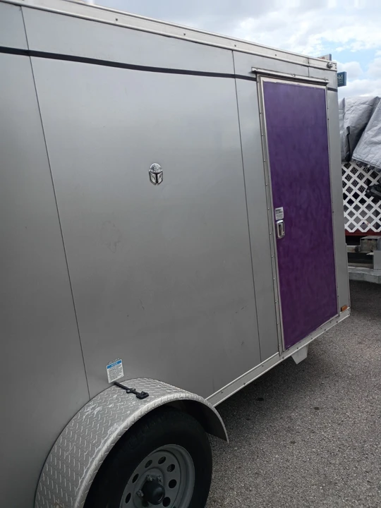 2011 Ford Econoline Van - Image 20 of 31