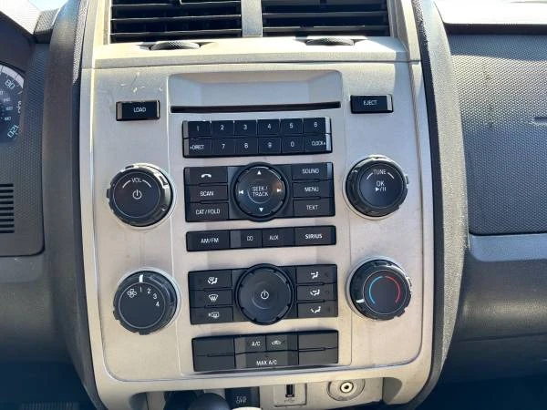 2011 Ford Escape - Image 10 of 20