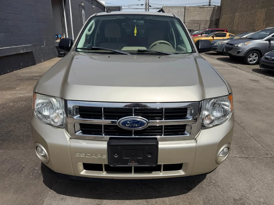 2011 Ford Escape - Image 2 of 17