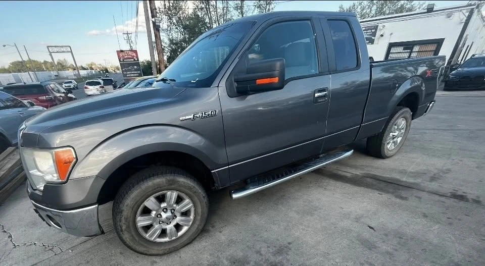 2011 Ford F-150 12th Gen - Image 2 of 12
