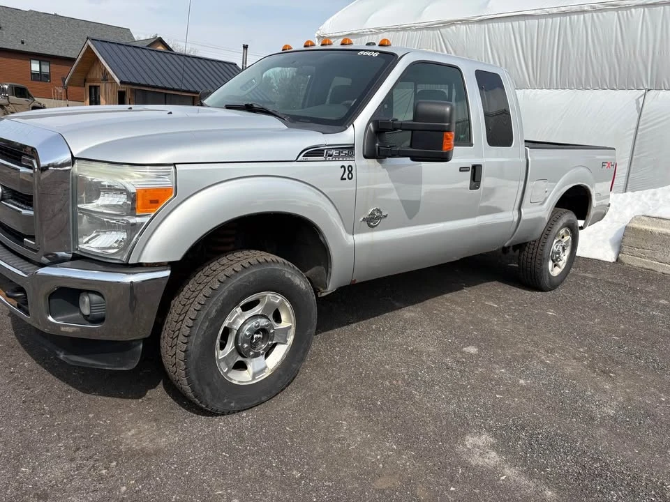2011 Ford Super Duty 3rd Gen - Image 2 of 8