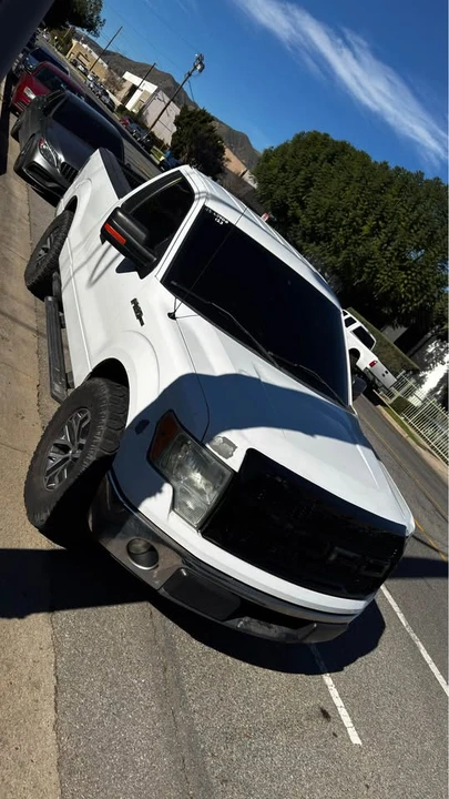 2011 Ford F-150 11th Gen - Image 3 of 4