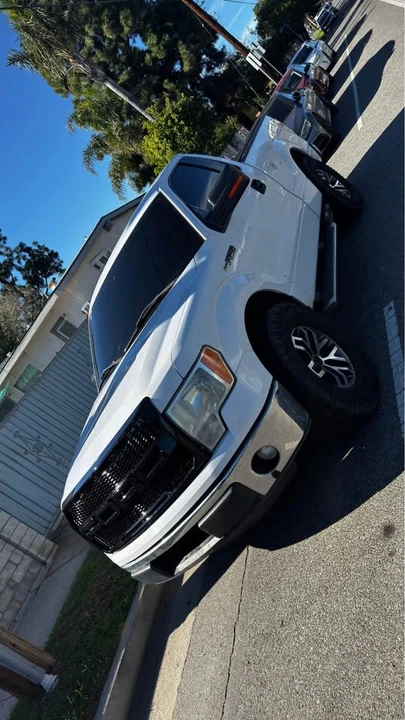 2011 Ford F-150 11th Gen - Image 2 of 4