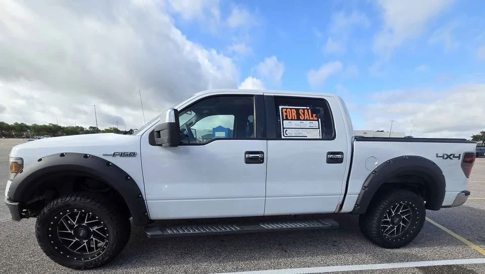 2011 Ford F-150 12th Gen - Image 2 of 10