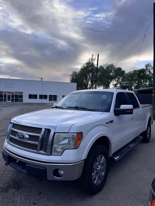 2011 Ford F-150 12th Gen - Image 2 of 15