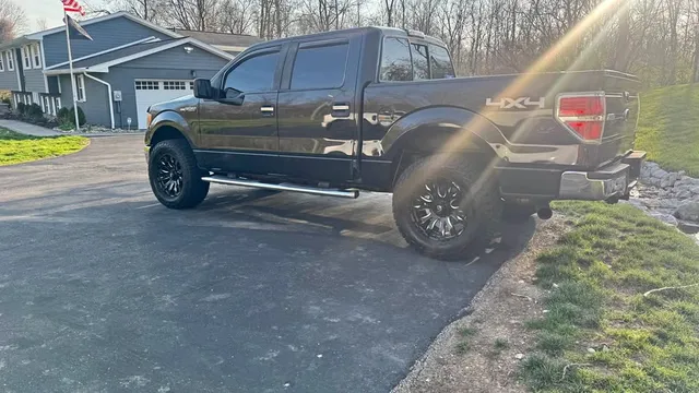 2011 Ford F-150 SuperCrew Cab XLT
