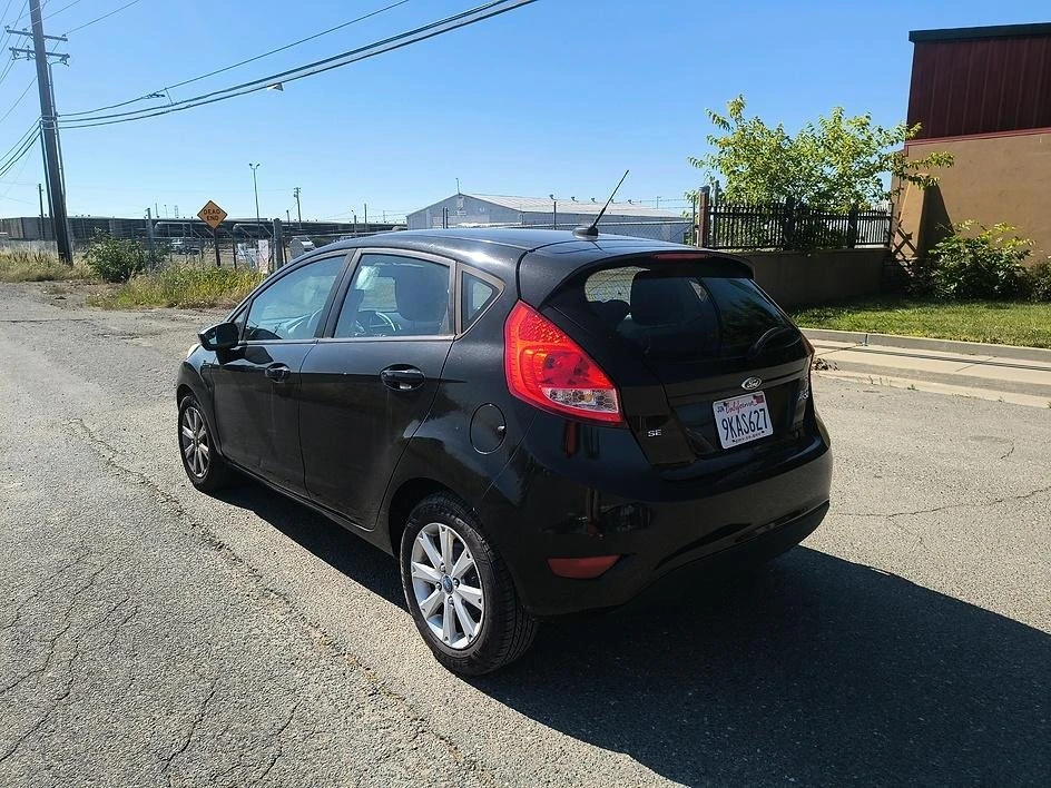 2011 Ford Fiesta - Image 4 of 5