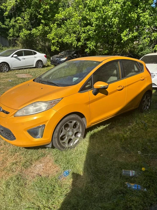 2011 Ford Fiesta - Image 8 of 9