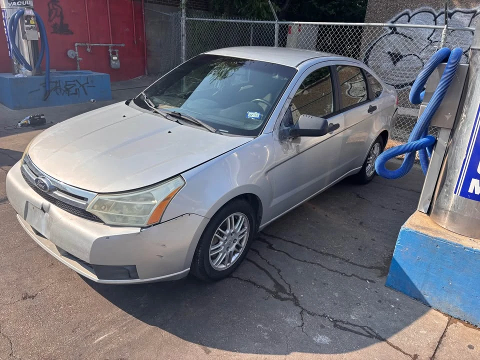 2011 Ford Focus 2nd Gen - Image 3 of 6