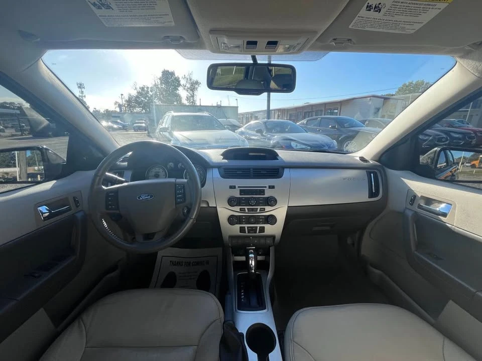 2011 Ford Focus 2nd Gen - Image 15 of 17