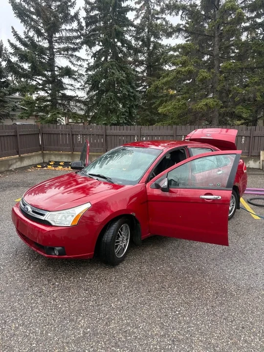 2011 Ford Focus 2nd Gen - Image 5 of 12