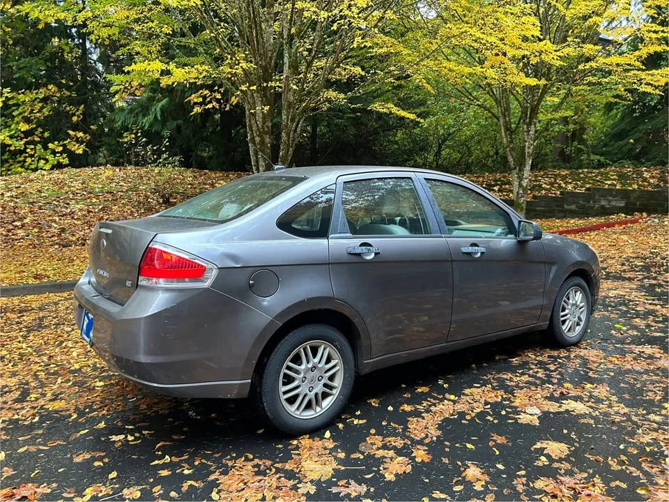 2011 Ford Focus 2nd Gen - Image 3 of 11