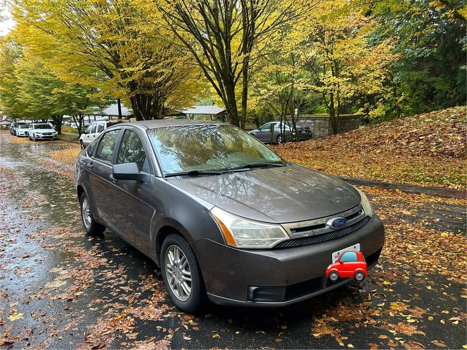 2011 Ford Focus 2nd Gen - Image 2 of 11
