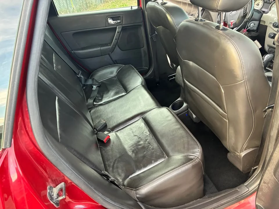 2011 Ford Focus 2nd Gen - Image 15 of 20