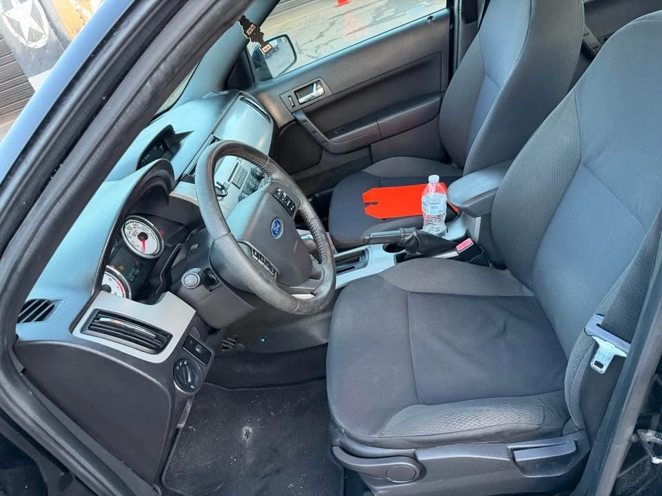 2011 Ford Focus 2nd Gen - Image 6 of 8