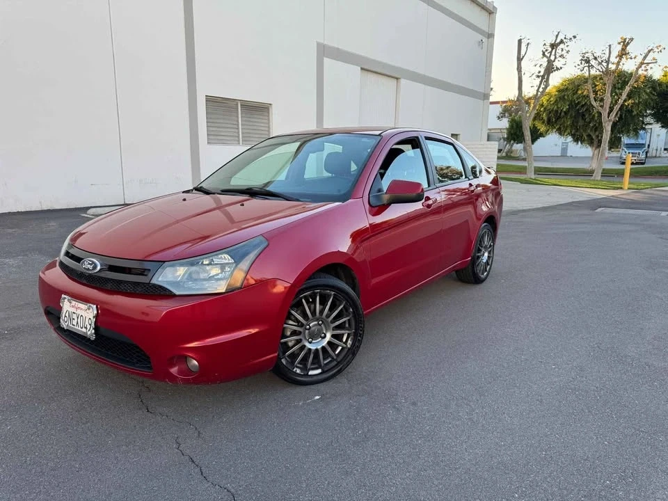 2011 Ford Focus 2nd Gen - Image 16 of 19