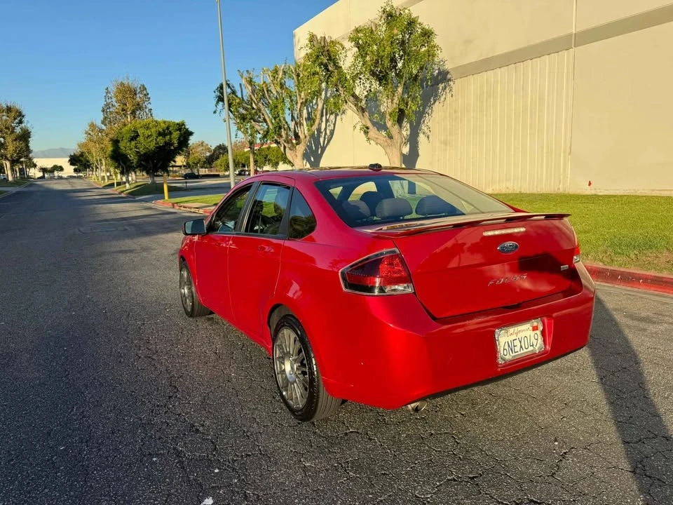 2011 Ford Focus 2nd Gen - Image 3 of 19