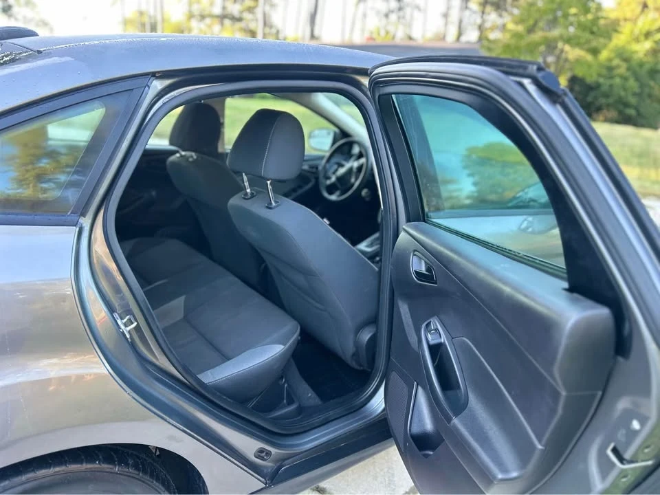 2011 Ford Focus 3rd Gen - Image 7 of 11