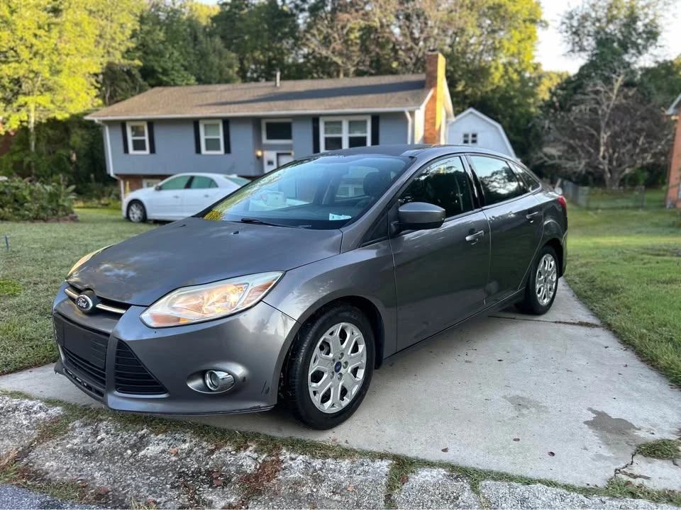 2011 Ford Focus 3rd Gen - Image 3 of 11