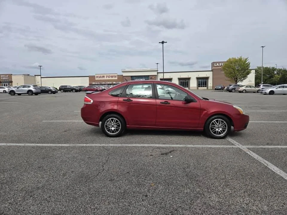 2011 Ford Focus 2nd Gen - Image 3 of 7