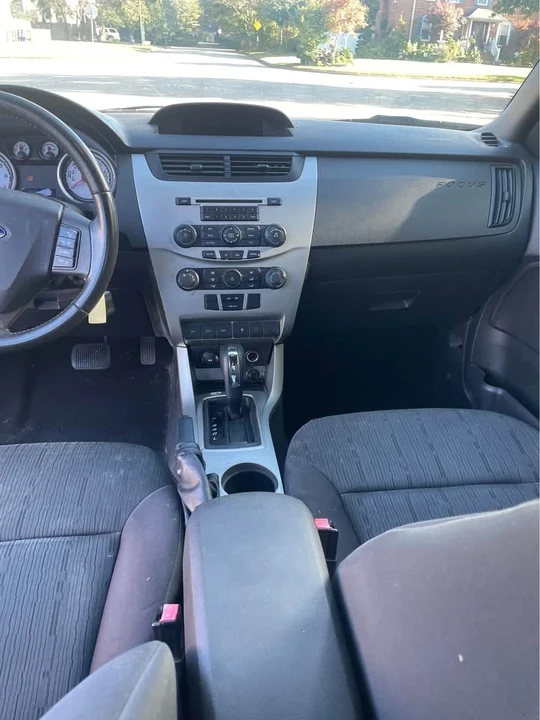 2011 Ford Focus 2nd Gen - Image 11 of 12