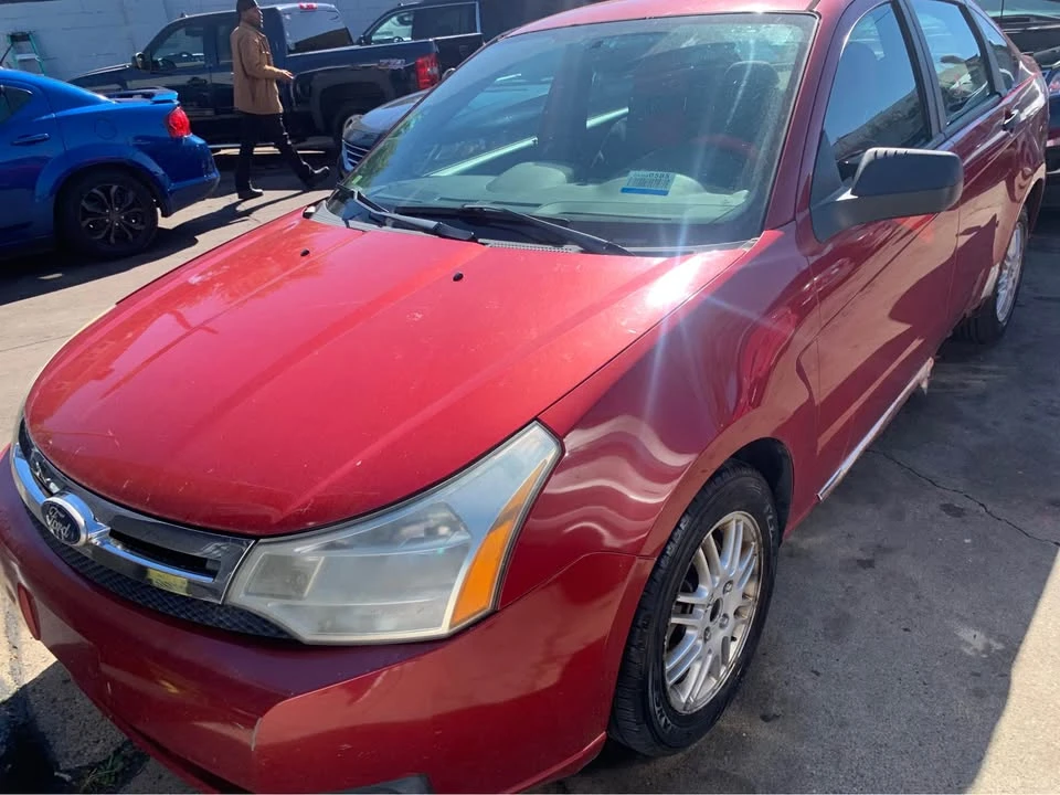 2011 Ford Focus 2nd Gen - Image 2 of 8
