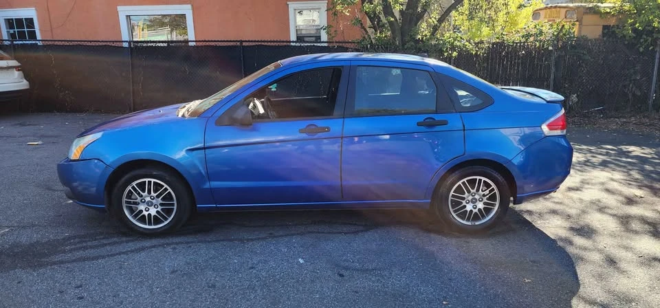 2011 Ford Focus 2nd Gen - Image 2 of 6
