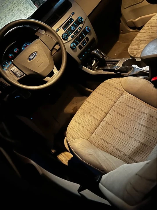 2011 Ford Focus 2nd Gen - Image 6 of 8