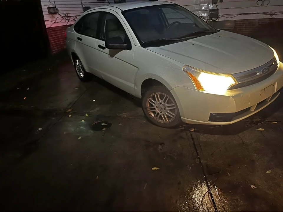 2011 Ford Focus 2nd Gen - Image 4 of 8