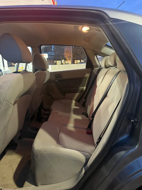 2011 Ford Focus 2nd Gen - Image 5 of 5