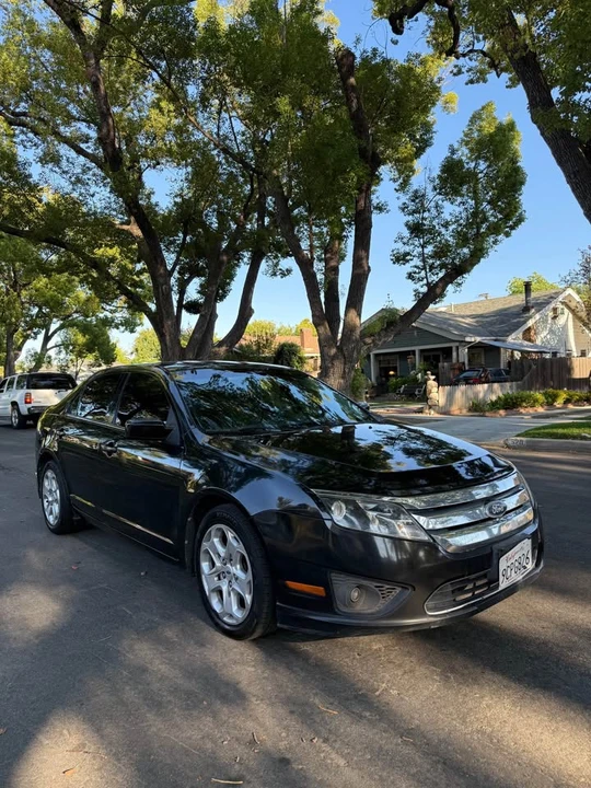 2011 Ford Focus 2nd Gen - Image 2 of 8