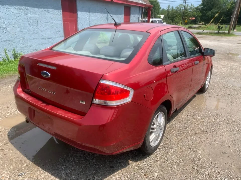 2011 Ford Focus 2nd Gen - Image 3 of 12