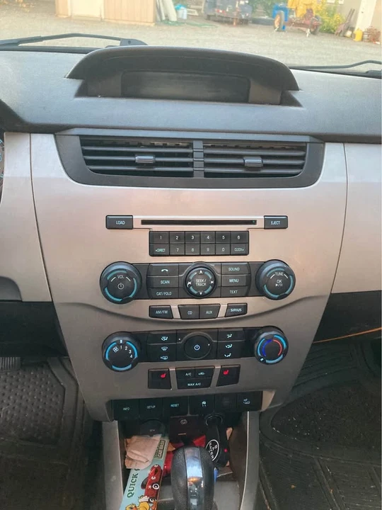 2011 Ford Focus 2nd Gen - Image 4 of 4