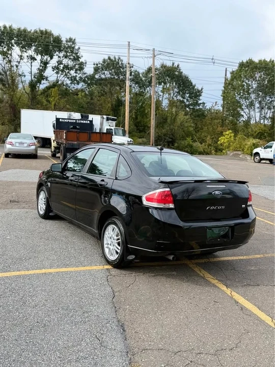 2011 Ford Focus 2nd Gen - Image 5 of 13