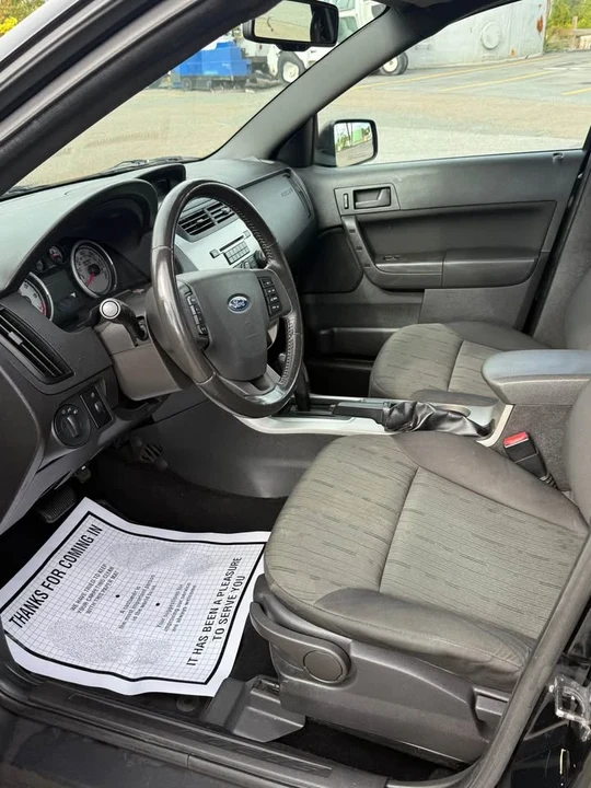 2011 Ford Focus 2nd Gen - Image 8 of 13