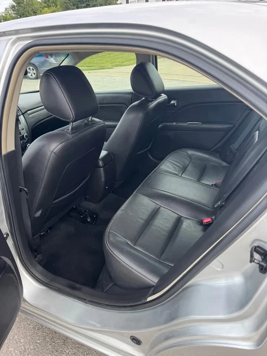 2011 Ford Focus 2nd Gen - Image 7 of 11