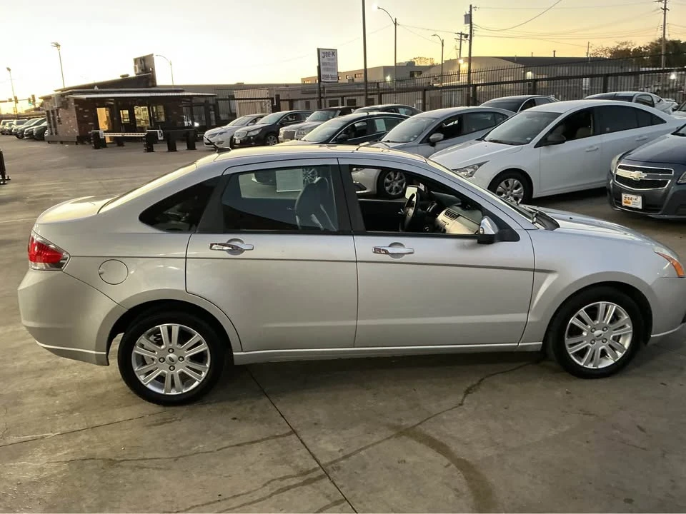 2011 Ford Focus 2nd Gen - Image 4 of 13