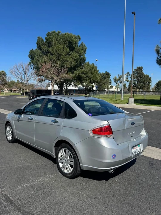 2011 Ford Focus 2nd Gen - Image 3 of 16