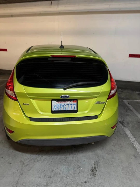 2011 Ford Focus 2nd Gen - Image 3 of 9