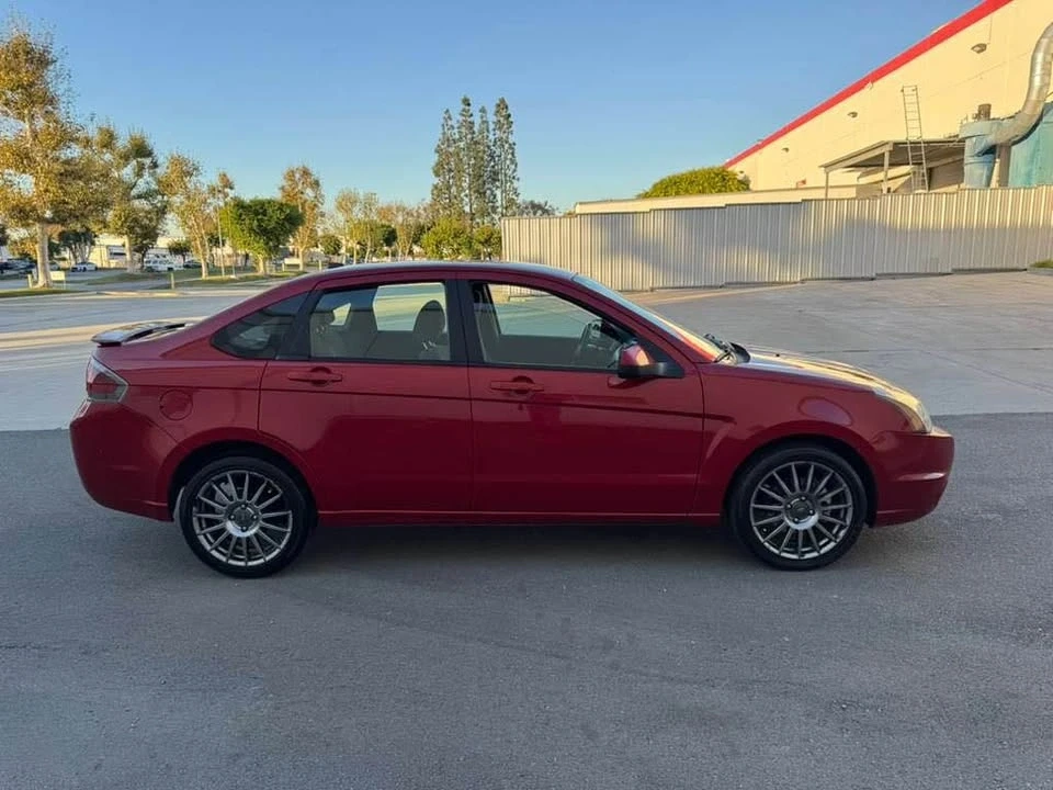 2011 Ford Focus 2nd Gen - Image 5 of 14