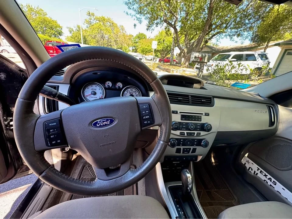 2011 Ford Focus 2nd Gen - Image 5 of 11