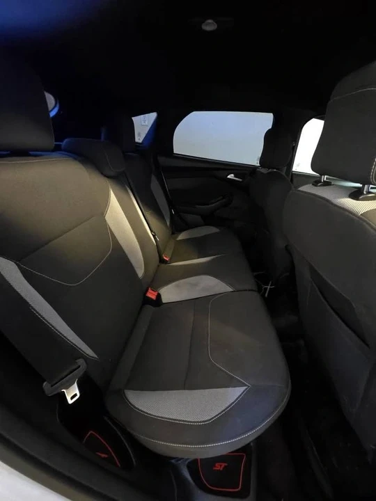 2011 Ford Focus 2nd Gen - Image 6 of 13