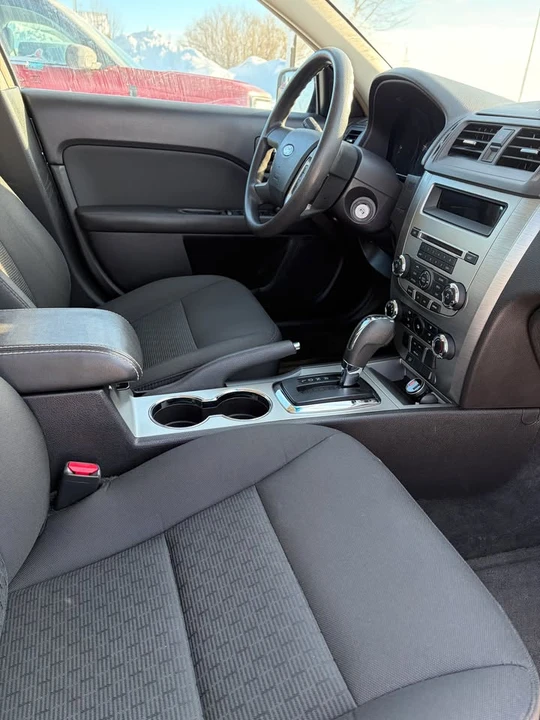 2011 Ford Fusion 1st Gen - Image 12 of 17
