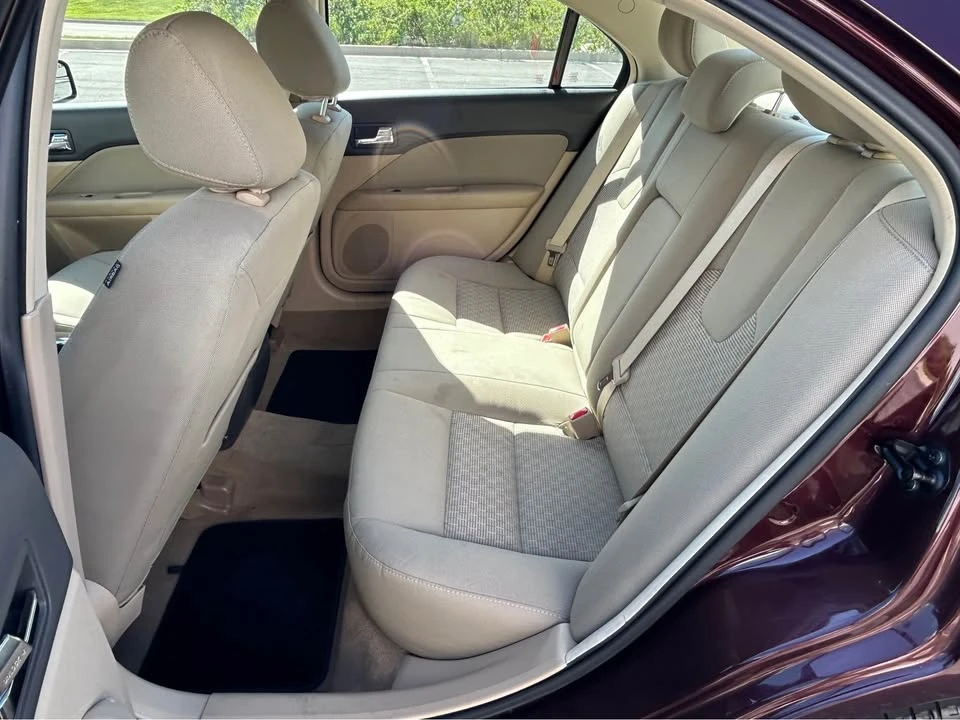 2011 Ford Fusion 1st Gen - Image 16 of 18