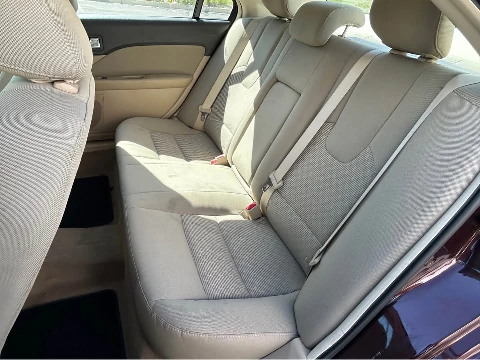 2011 Ford Fusion 1st Gen - Image 17 of 18