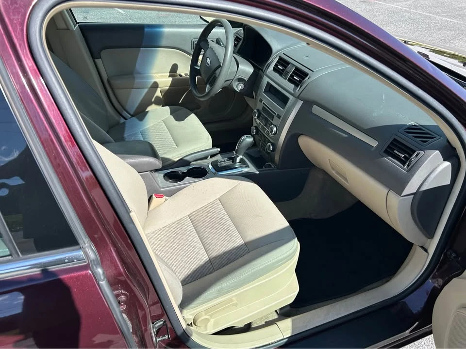 2011 Ford Fusion 1st Gen - Image 8 of 18