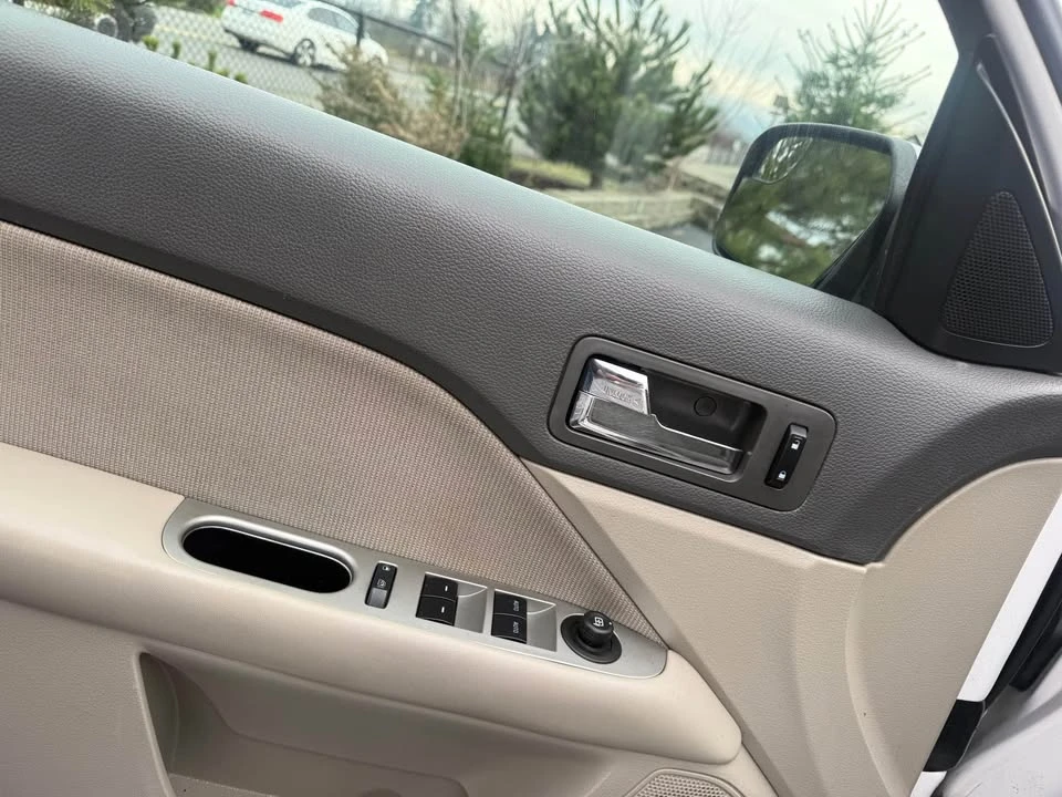 2011 Ford Fusion 1st Gen - Image 7 of 12