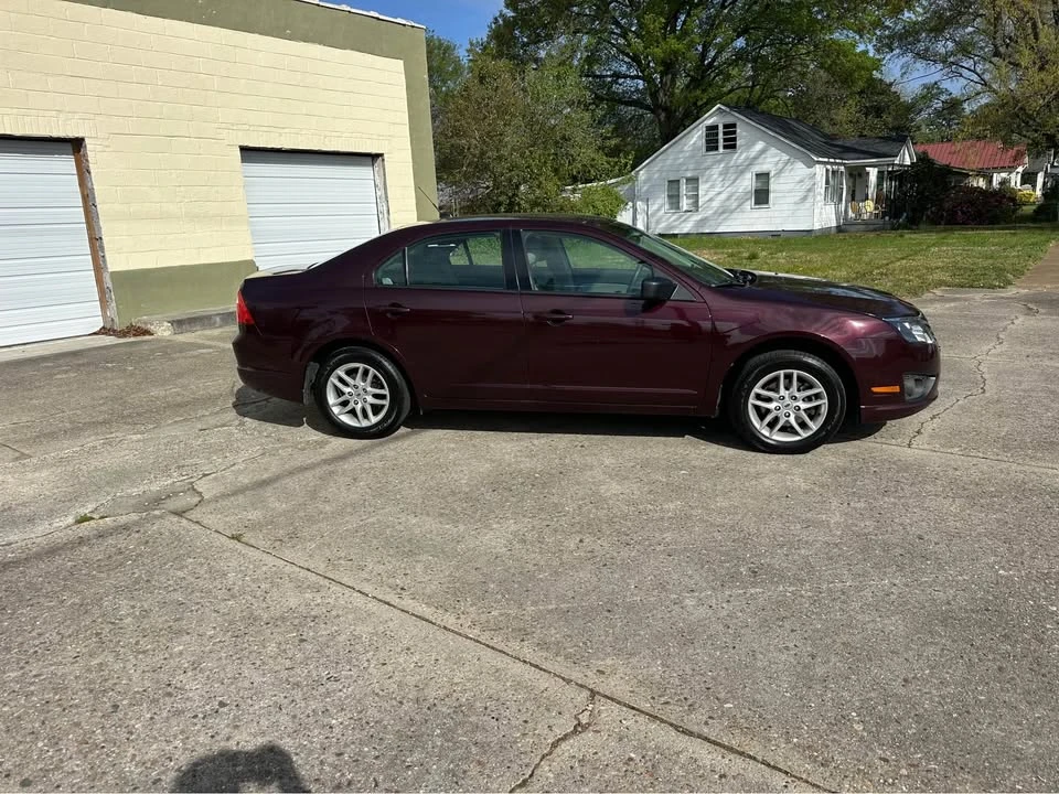 2011 Ford Fusion 1st Gen - Image 5 of 13