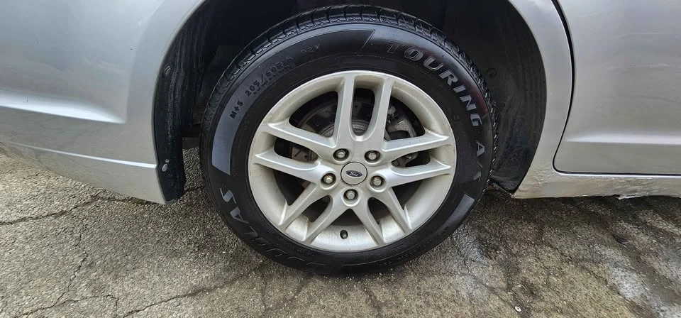 2011 Ford Fusion 1st Gen - Image 15 of 15